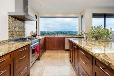 Photo of property in 9 Durness Place, Red Beach, 0932