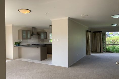 Photo of property in 1 Luna Place, Henderson, Auckland, 0612