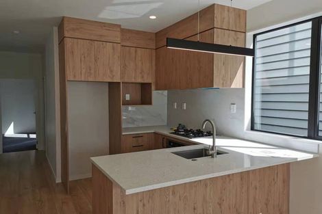 Photo of property in 43 Kaha Road, Takanini, 2110