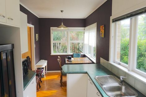 Photo of property in 29 Hutchinsons Road, Bucklands Beach, Auckland, 2014