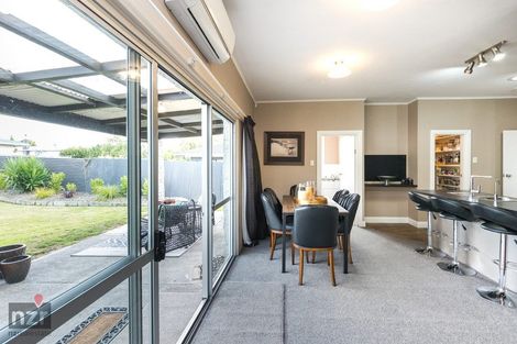 Photo of property in 18 Queen Street, Feilding, 4702