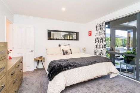 Photo of property in 13 Copperfield Close, Mosgiel, 9024