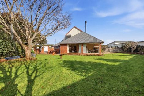Photo of property in 9 Huntly Road, Outram, 9019