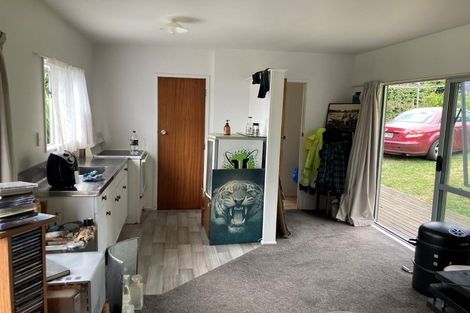 Photo of property in 45 Bethells Road, Waitakere, Henderson, 0782