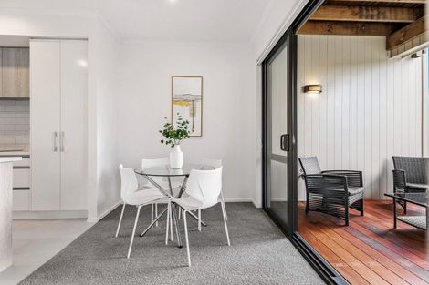 Photo of property in 31 De Havilland Road, Hobsonville, Auckland, 0618