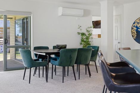 Photo of property in 62 Rowesdale Drive, Ohauiti, Tauranga, 3112