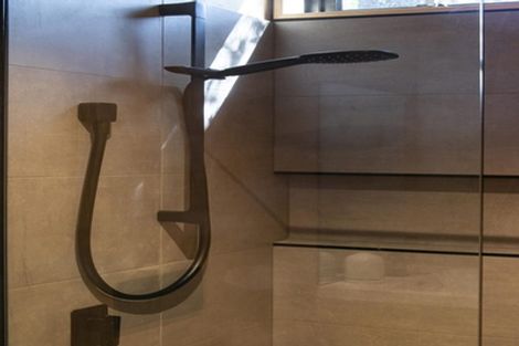 Photo of property in 3 George Avenue, Herald Island, Auckland, 0618