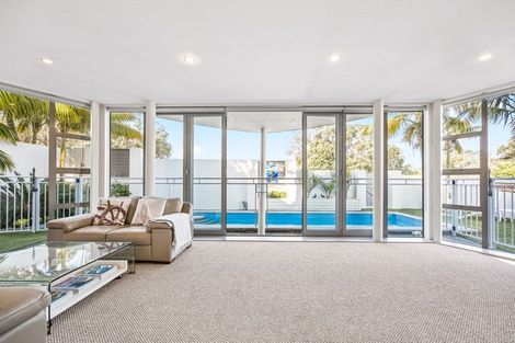 Photo of property in 127 Beach Road, Castor Bay, Auckland, 0620
