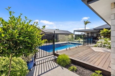 Photo of property in 32 Montiicola Drive, Papamoa Beach, Papamoa, 3118