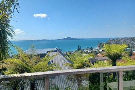 Photo of property in 1/1 Carlisle Road, Torbay, Auckland, 0630