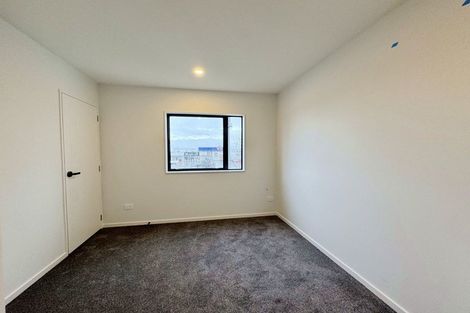Photo of property in 2 Kuaka Drive, Takanini, 2112