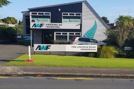 Photo of property in 1/108 Lincoln Road, Henderson, Auckland, 0610