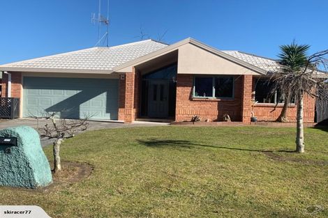 Photo of property in 12 Shannon Place, Nawton, Hamilton, 3200