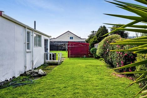 Photo of property in 9 Napier Street, Opunake, 4616