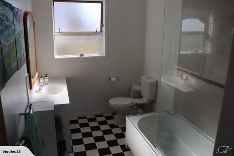 Photo of property in 2/47 Braemar Road, Rothesay Bay, Auckland, 0630