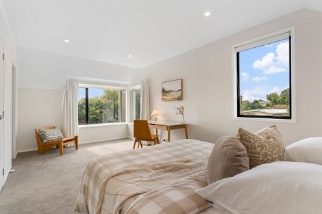 Photo of property in 10 Springfield Street, Forrest Hill, Auckland, 0620