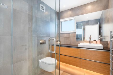 Photo of property in 40 Oceania Place, Mellons Bay, Auckland, 2014