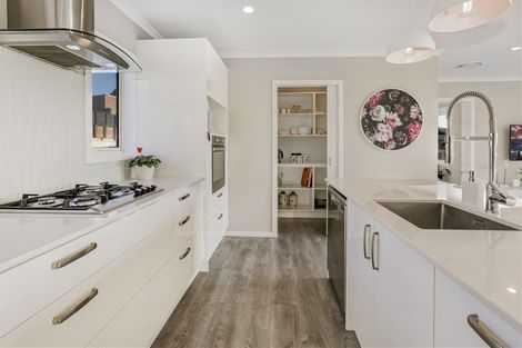 Photo of property in 7 Margaret Shields Avenue, Aotea, Porirua, 5024