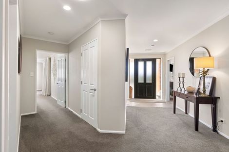 Photo of property in 6 Liberty Grove, Kelvin Grove, Palmerston North, 4414