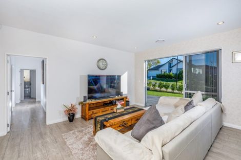 Photo of property in 6 Josh Road, Huapai, Kumeu, 0810
