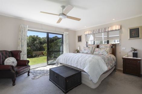 Photo of property in 142 Oteki Park Drive, Welcome Bay, Tauranga, 3112