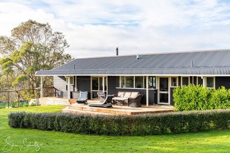 Photo of property in 147 Petley Road, Paparoa, 0571