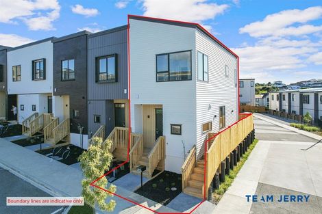 Photo of property in 22 Kuaha Road, Massey, Auckland, 0614