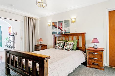 Photo of property in 44 Mere Road, Taupo, 3330