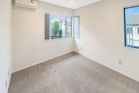 Photo of property in 81 Babich Road North, Ranui, Auckland, 0612