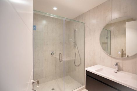 Photo of property in 7 Resnik Crescent, Kumeu, 0810