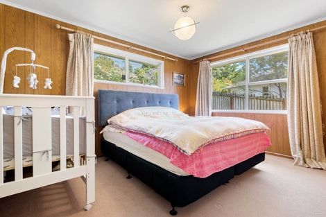 Photo of property in 13 Finlow Drive, Te Atatu South, Auckland, 0610