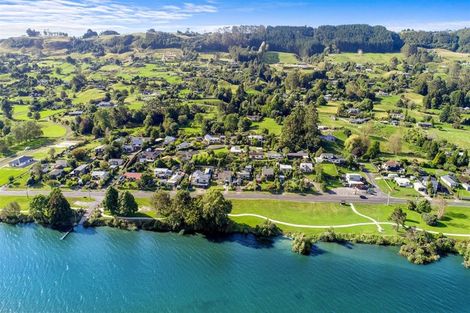 Photo of property in 5 Hugh Avenue, Hamurana, Rotorua, 3097