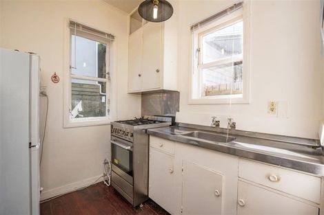 Photo of property in 4a/8 Howard Street, Mount Cook, Wellington, 6021