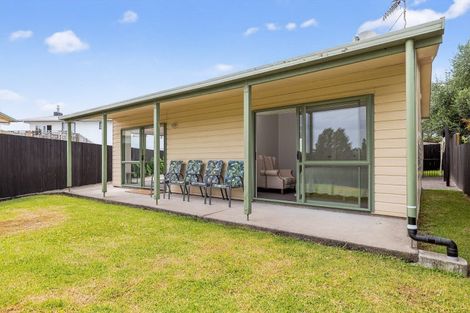 Photo of property in 104a Kingswood Road, Brookfield, Tauranga, 3110
