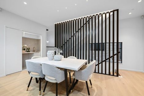 Photo of property in 2/1 Montana Avenue, Murrays Bay, Auckland, 0630