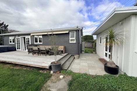Photo of property in 95 Saint Georges Road, Karamu, Hastings, 4172