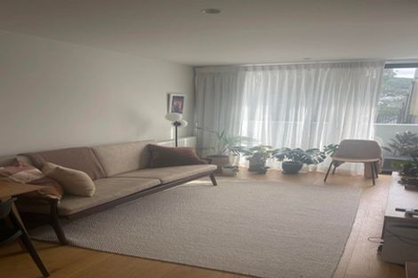 Photo of property in 25 Jean Caldwell Way, Island Bay, Wellington, 6023