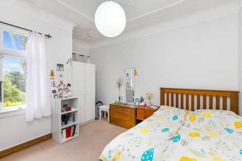 Photo of property in 123 Upland Road, Kelburn, Wellington, 6012