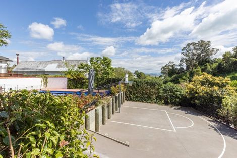 Photo of property in 60 Milton Road, Bluff Hill, Napier, 4110
