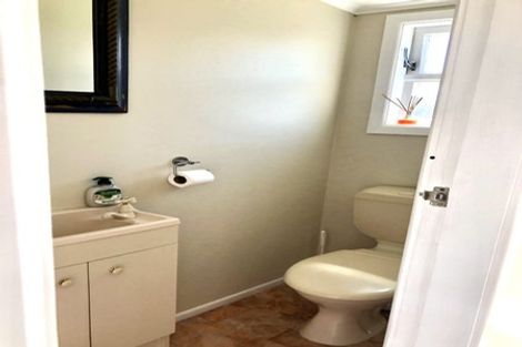 Photo of property in 26 Coleman Avenue, Waverley, 4591