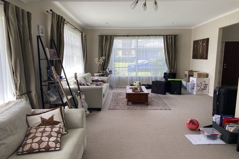 Photo of property in 52 Salford Crescent, Flat Bush, Auckland, 2019