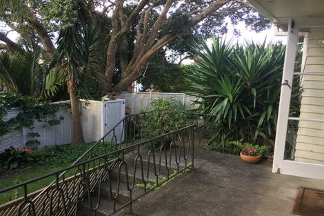 Photo of property in 525a Mount Albert Road, Three Kings, Auckland, 1042