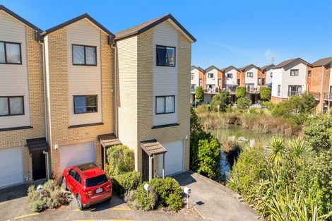 Photo of property in St Claire Village, 80/172 Mcleod Road, Te Atatu South, Auckland, 0610