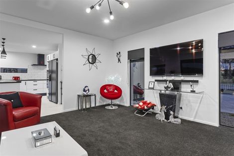 Photo of property in 3 Freeville Place, New Brighton, Christchurch, 8083