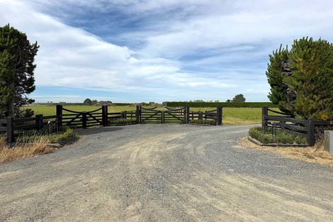 Photo of property in 80 Paddon Road, Branxholme, Invercargill, 9874