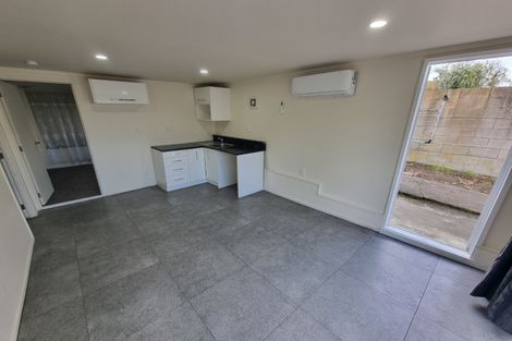 Photo of property in 2/523 Weymouth Road, Weymouth, Auckland, 2103