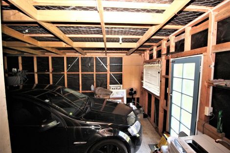 Photo of property in 54 Mclean Street, Woodville, 4920