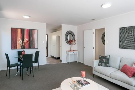 Photo of property in 4/50 Wellington Street, Howick, Auckland, 2014