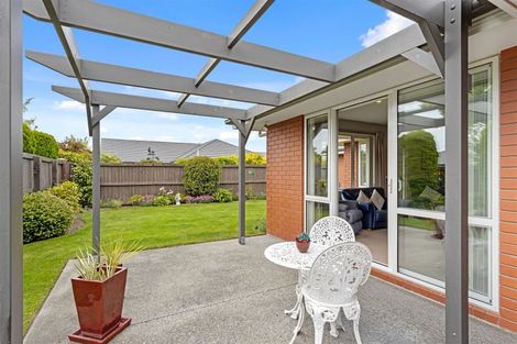 Photo of property in 1 Ross Place, Northwood, Christchurch, 8051