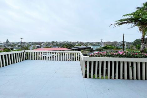 Photo of property in 53 Stanley Avenue, Milford, Auckland, 0620